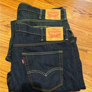 2 Pairs 541 Levi's Men's Dark Jeans - 40 x 32